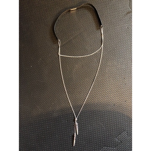 Stella & Dot Delmar pave necklace